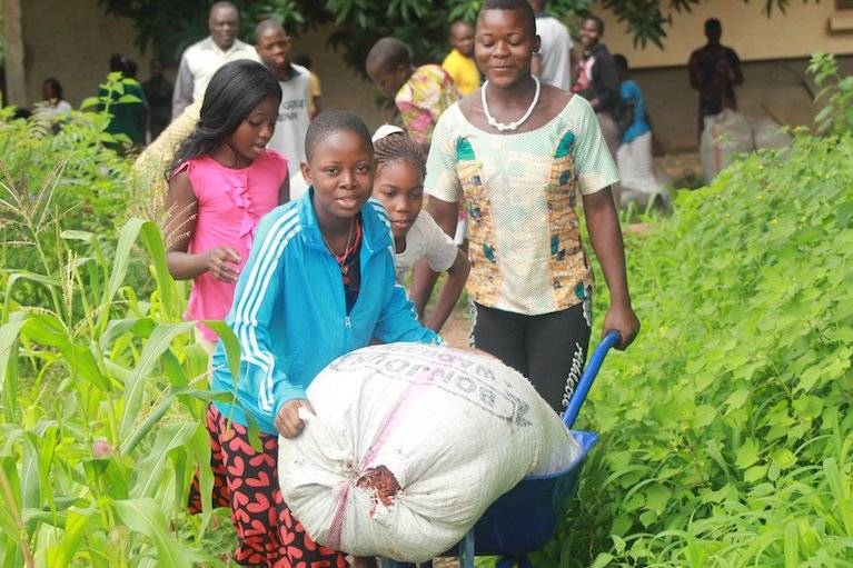 Megan Joy - A Beauty and Fashion Blogger Taking the Online World by Storm
