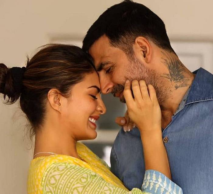 Sapna Jahan Lyrics With Video - Brothers | 2015 Song