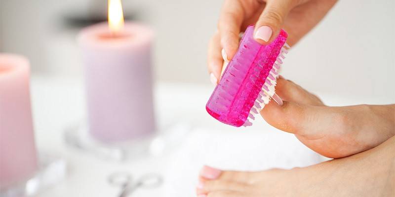 Easy Tips to Avoid Common Foot Problems This Summer