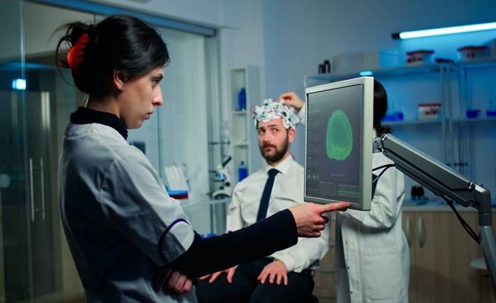 Exploring the Pros and Cons of Robotic Surgery Exploring the Pros and Cons of Robotic Surgery