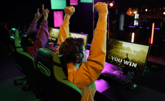 Easy Online Games to Play with Friends on Weekends Easy Online Games to Play with Friends on Weekends