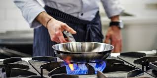 Understand Why Professional Chefs Still Prefer Gas Stoves Over Electric Ones Understand Why Professional Chefs Still Prefer Gas Stoves Over Electric Ones