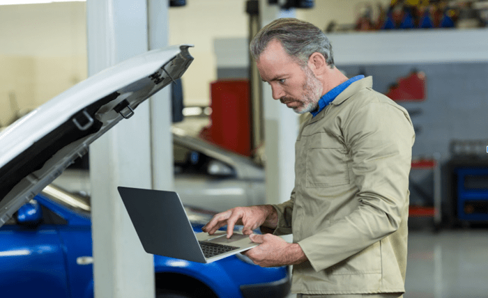 The Evolution of Vehicle Diagnostics in the Modern Auto Industry The Evolution of Vehicle Diagnostics in the Modern Auto Industry