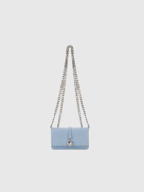 From Day to Night: Sling Bags for Women That Do It Al